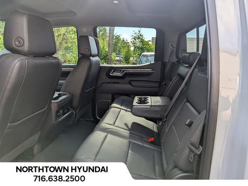 Used 2024 Chevrolet Silverado 1500 LT Trail Boss w/ LT Trail Boss Premium Package AWD/4WD image 31