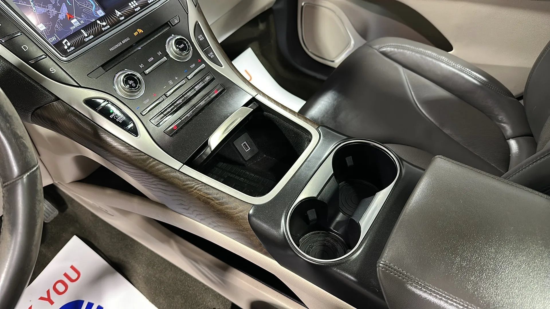 Used 2019 Lincoln Nautilus Select AWD/4WD image 27