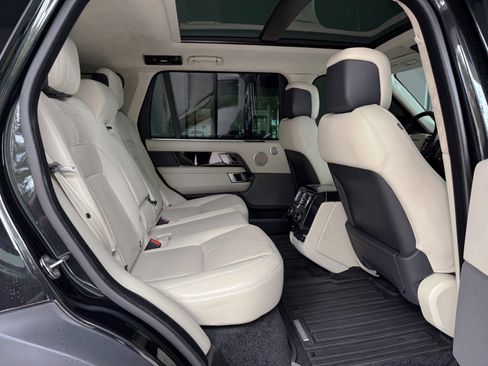 Used 2019 Land Rover Range Rover Long Wheelbase Supercharged AWD/4WD image 31