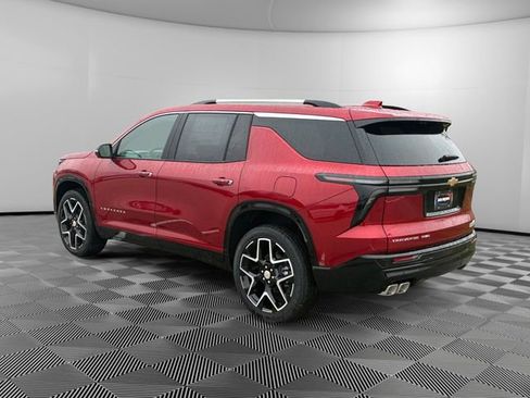 New 2026 Chevrolet Traverse High Country w/ LPO, Floor Liner Package AWD/4WD image 3