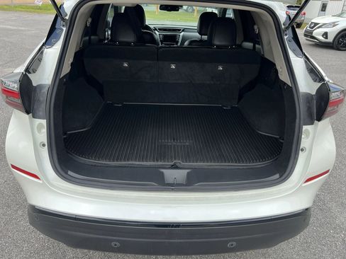 Used 2022 Nissan Murano SV w/ SV Midnight Edition Package FWD image 8
