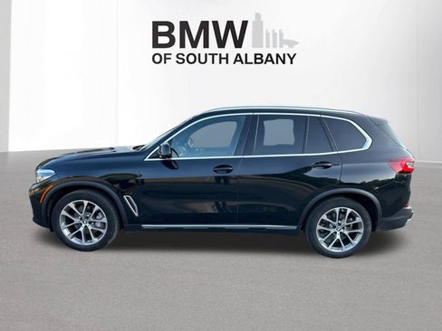 Used 2023 BMW X5 xDrive40i w/ Premium Package AWD/4WD image 2