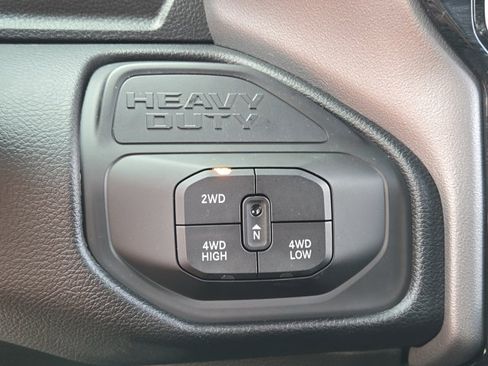 Used 2026 RAM 2500 Laramie AWD/4WD image 63