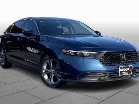 Used 2024 Honda Accord EX image 3