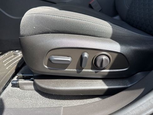 Used 2022 Chevrolet Blazer LT image 10