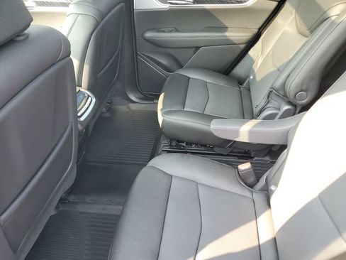 Certified 2024 Cadillac XT6 Premium Luxury w/ LPO, Floor Liner Package AWD/4WD image 33