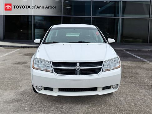 Used 2010 Dodge Avenger R/T image 12