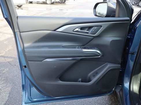 New 2026 Chevrolet Traverse LT w/ Midnight/Sport Edition image 9