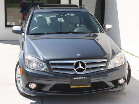 Used 2009 Mercedes-Benz C 300 4MATIC Sedan image 3