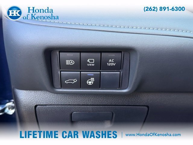Used 2026 Toyota Highlander Platinum AWD/4WD image 13