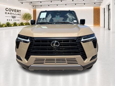 Used 2025 Lexus GX 550 AWD/4WD image 3