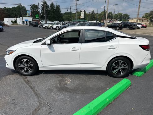 Used 2023 Nissan Sentra SV FWD image 4