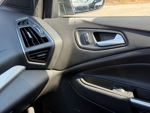 Used 2013 Ford Escape SEL image 35