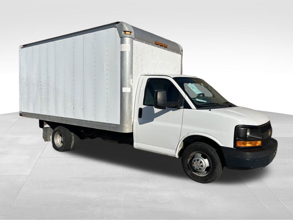 Used 2014 Chevrolet Express 3500 Extended RWD image 7