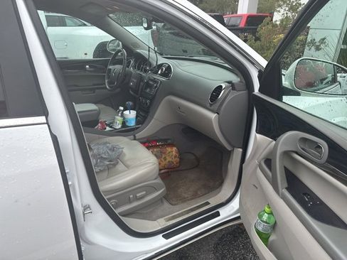 Used 2017 Buick Enclave Premium image 5