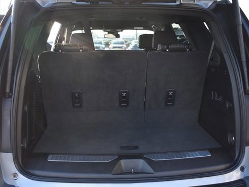 Used 2025 GMC Yukon Denali image 21