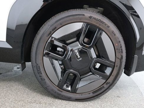 Used 2024 Kia EV9 GT-Line image 9