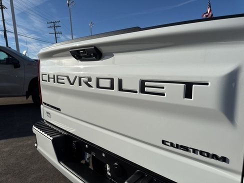 Used 2024 Chevrolet Silverado 1500 Custom w/ Turbomax Blackout Package image 28
