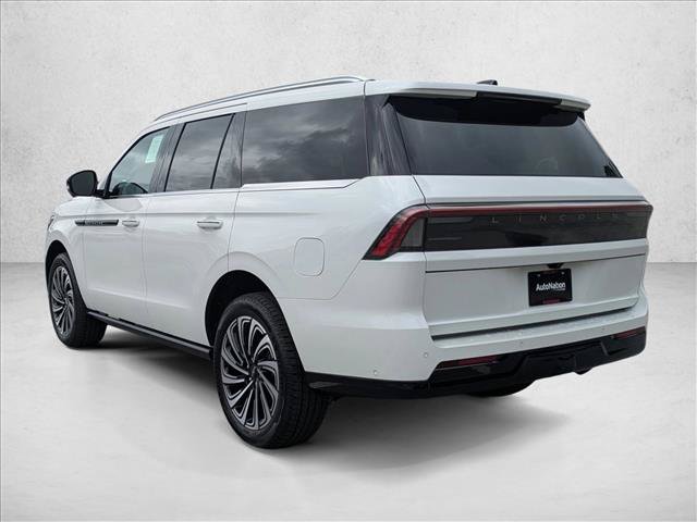 New 2025 Lincoln Navigator Black Label AWD/4WD image 2