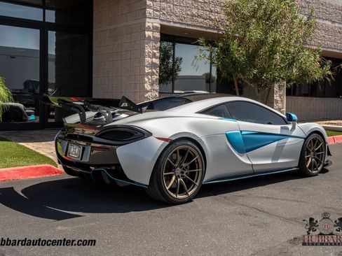 Used 2017 McLaren 570S Coupe RWD image 10