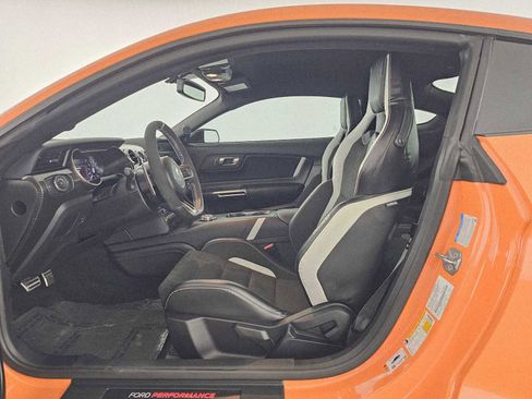 Used 2020 Ford Mustang Shelby GT500 w/ Technology Package image 18