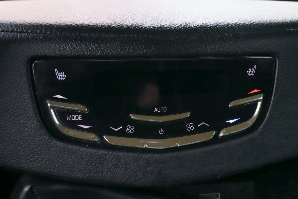Used 2019 Cadillac Escalade Platinum AWD/4WD image 44