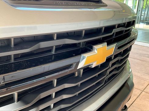 Used 2024 Chevrolet Silverado 2500 W/T w/ WT Convenience Package AWD/4WD image 30