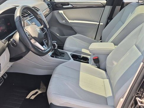 Used 2022 Volkswagen Tiguan SE R-Line FWD image 16