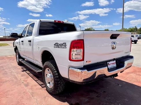 Used 2022 RAM 2500 Tradesman w/ Chrome Appearance Group AWD/4WD image 7