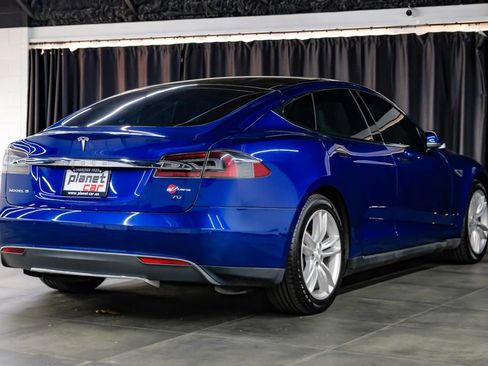 Used 2016 Tesla Model S 70 image 11