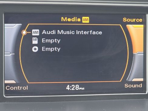 Used 2015 Audi A4 2.0T Premium image 5