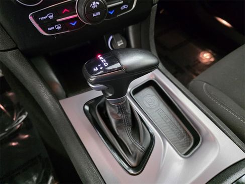 Used 2022 Dodge Charger GT w/ Blacktop Package image 26