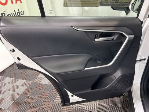 Used 2025 Toyota RAV4 XLE image 20