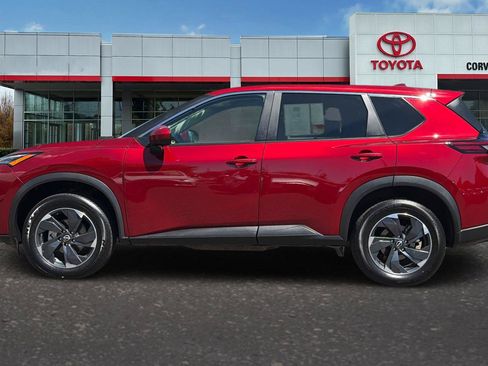 Used 2025 Nissan Rogue SV AWD/4WD image 7