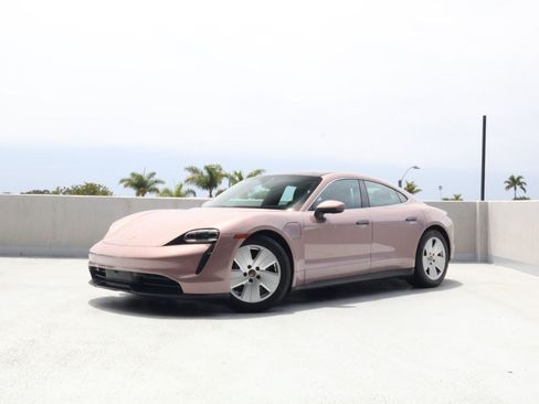 Certified 2022 Porsche Taycan RWD image 1