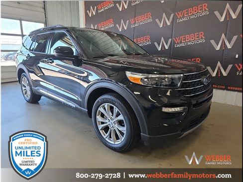 Used 2024 Ford Explorer XLT w/ Equipment Group 202A AWD/4WD image 1