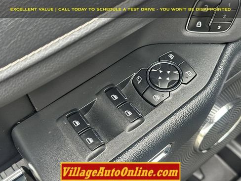 Used 2024 Ford Expedition XLT AWD/4WD image 12