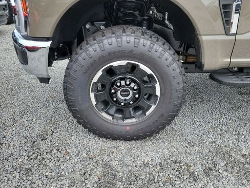 New 2026 Ford F250 Lariat w/ Tremor Off-Road Package AWD/4WD image 5