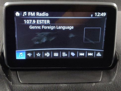 Used 2017 Toyota Yaris iA image 25