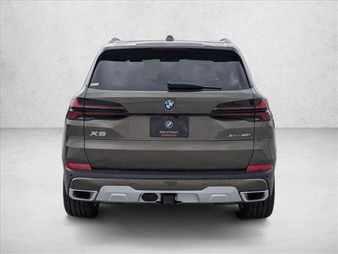 New 2026 BMW X5 xDrive40i w/ Off-Road Package AWD/4WD image 7