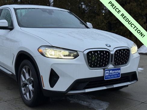 Used 2023 BMW X4 xDrive30i w/ Premium Package image 2