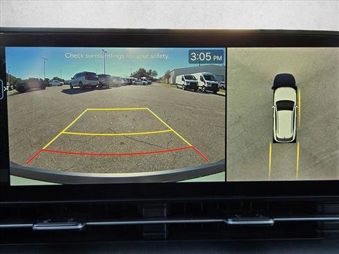 Used 2024 Hyundai Kona Limited image 16