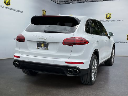 Used 2016 Porsche Cayenne S AWD/4WD image 5