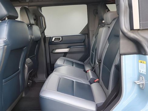 Used 2023 Ford Bronco Outer Banks image 12