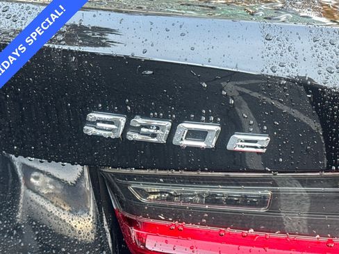 Used 2022 BMW 330e w/ Premium Package image 27