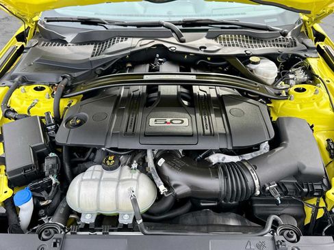 Used 2021 Ford Mustang GT Premium RWD image 14
