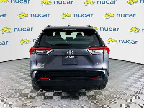 Used 2023 Toyota RAV4 SE image 6