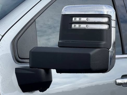 Used 2024 Chevrolet Silverado 3500 High Country w/ High Country Premium Package AWD/4WD image 52