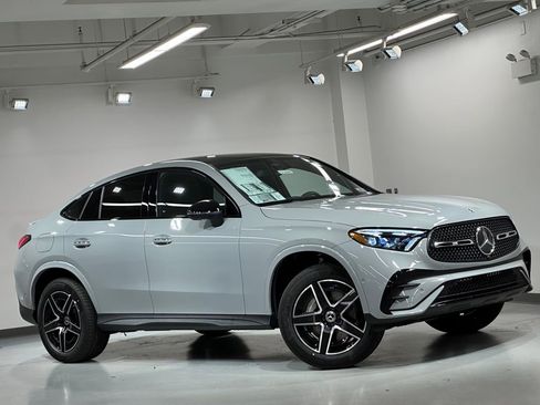 New 2026 Mercedes-Benz GLC 300 4MATIC image 2