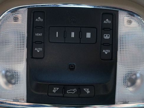 Used 2020 Jeep Grand Cherokee Summit w/ Platinum Series Group RWD image 18